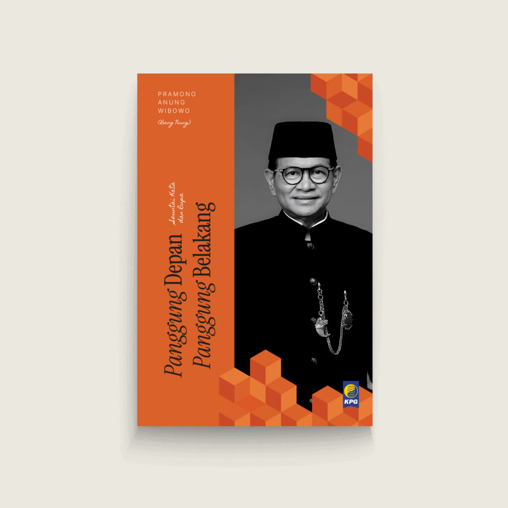 Panggung Depan Panggung Belakang Pramono Anung Wibowo